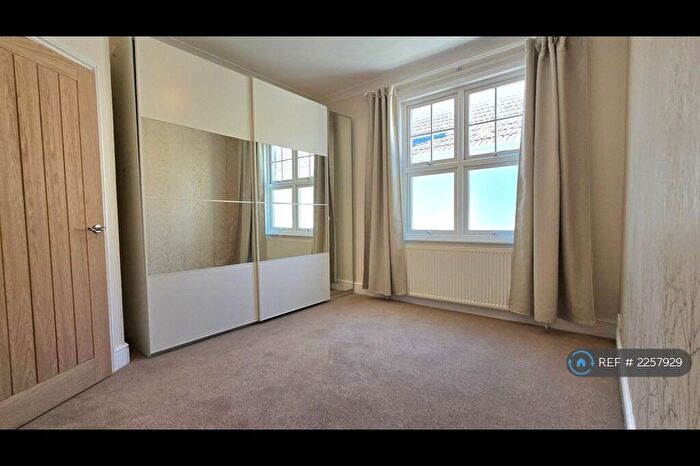 1 Bedroom Flat To Rent In Woodstock Road, Croydon, CR0