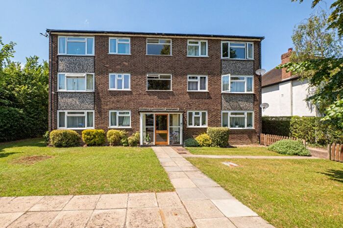 1 Bedroom Flat For Sale In Park Hill, Carshalton, SM5