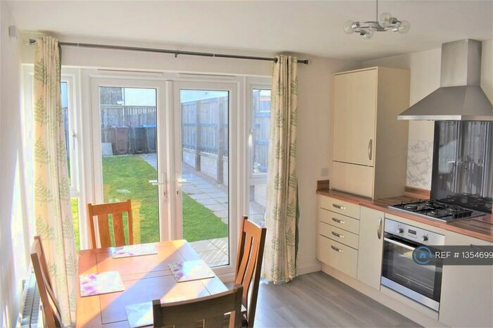 3 Bedroom Semi-Detached House To Rent In Mugiemoss Place, Bucksburn, Aberdeen, AB21