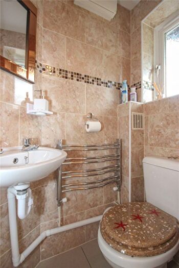 4 Bedroom Terraced House To Rent In Dewfalls Drive, Bradley Stoke, Bristol, BS32