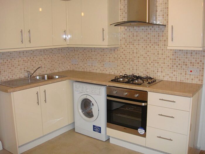 1 Bedroom Flat To Rent In Black Boy Lane, London, N15