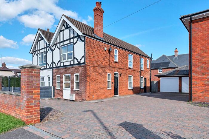 3 Bedroom Semi-Detached House To Rent In Old North Road, Royston, SG8
