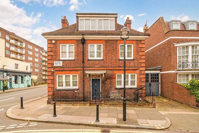 5 Bedroom Property For Sale In Townshend Road, St John's Wood, NW8