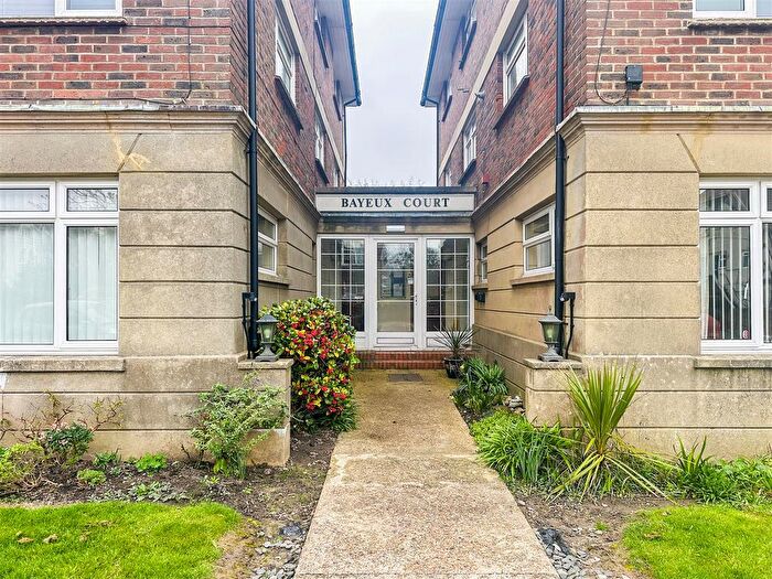 2 Bedroom Flat To Rent In Middlesex Road, Bexhill-On-Sea, TN40