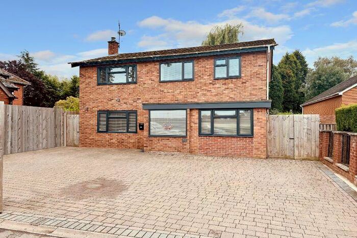 4 Bedroom Detached House For Sale In Roman Road, HR1