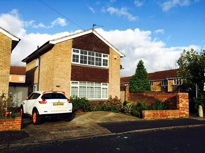 4 Bedroom Detached House To Rent In Leacroft Close, West Drayton, UB7