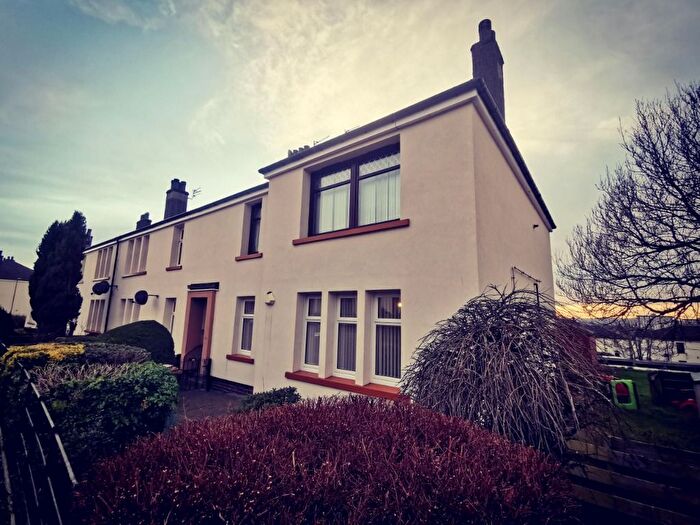 2 Bedroom Flat To Rent In Kenmore Terrace, Law, Dundee, DD3