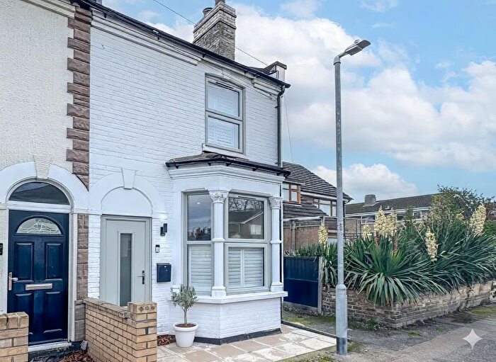 2 Bedroom End Of Terrace House For Sale In St Philips Road, Newmarket, CB8