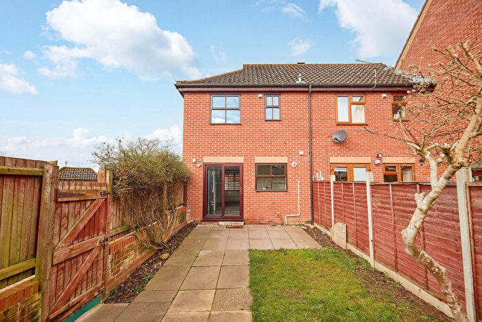2 Bedroom Terraced House To Rent In Bridge Street, Fakenham, NR21