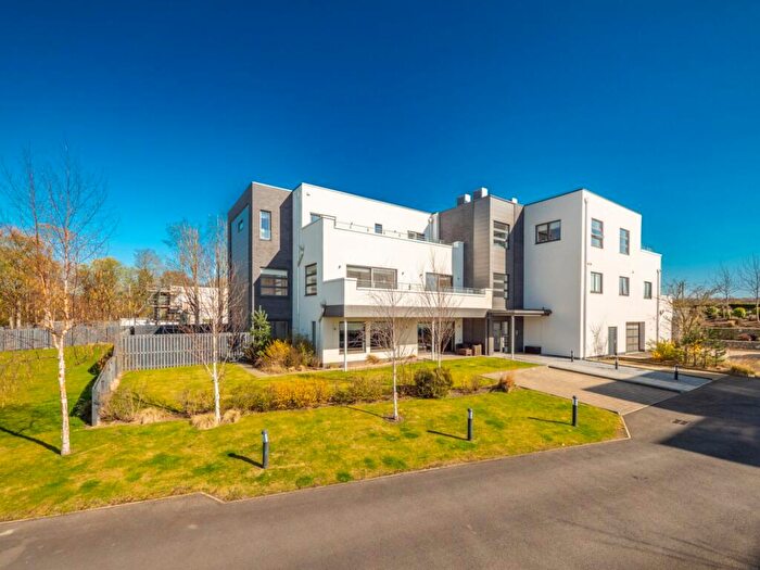 3 Bedroom Flat To Rent In Castle Gogar Rigg, Edinburgh, Midlothian, EH12