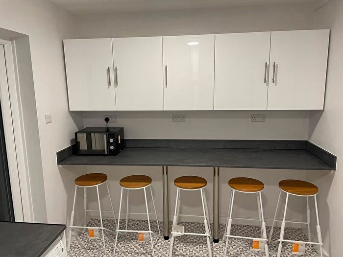 5 Bedroom Semi Detached House To Rent In Bowthorpe Road, Norwich, NR5