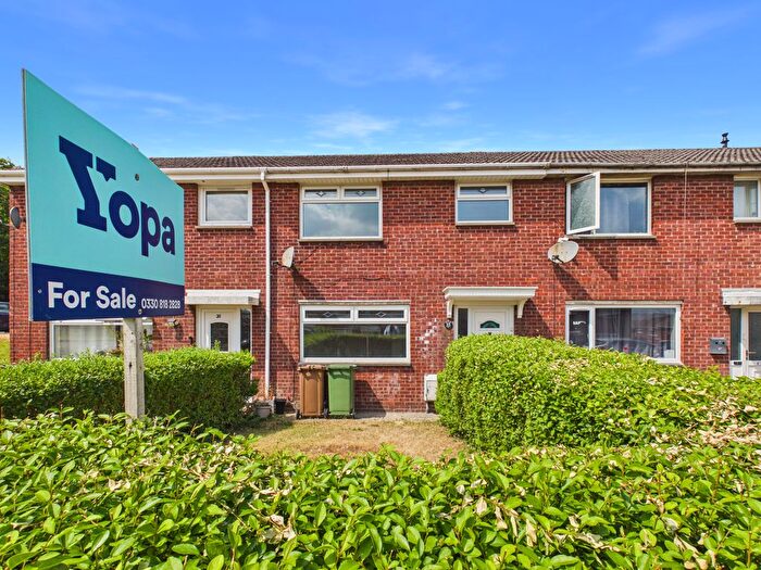 3 Bedroom Terraced House For Sale In Croeso Square, Blackwood, NP12