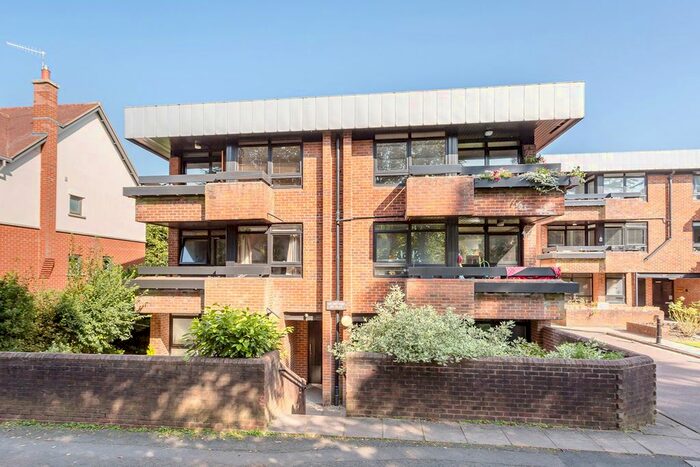 1 Bedroom Flat To Rent In Carlisle Avenue, St Albans, AL3