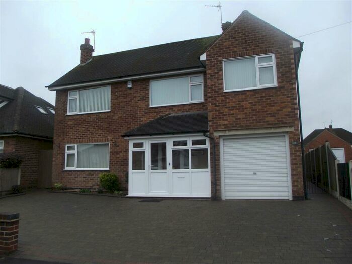 4 Bedroom Detached House To Rent In Wroxham Drive, Wollaton, NG8