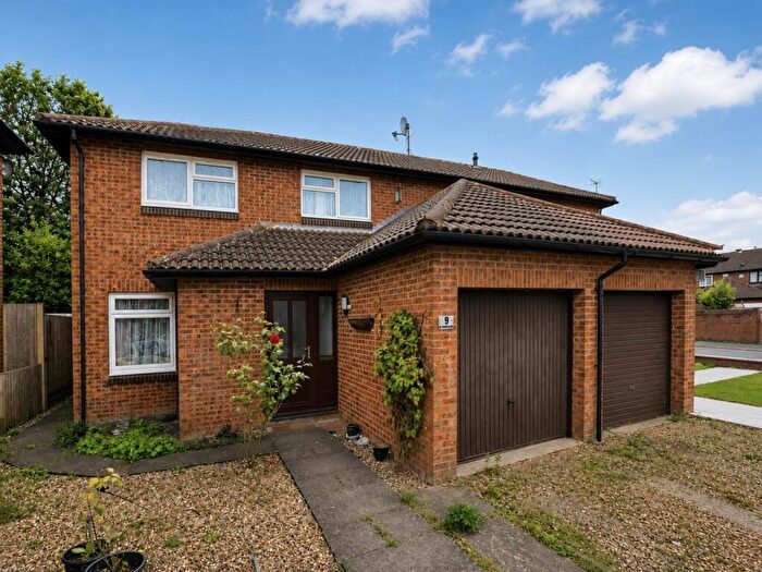 3 Bedroom Semi Detached House To Rent In Brindlebrook, Two Mile Ash, Milton Keynes, MK8