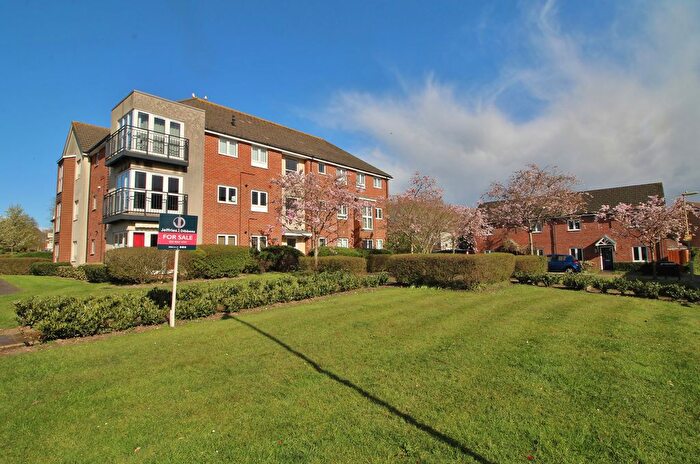 1 Bedroom Flat For Sale In Dale Square, Havant, PO9