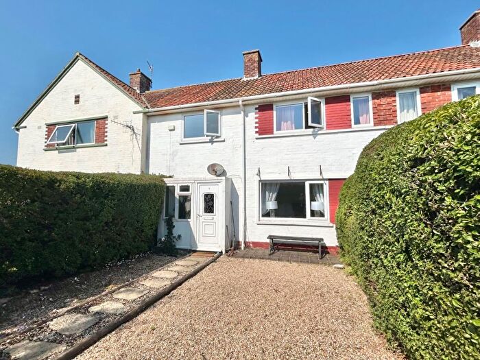 3 Bedroom Terraced House To Rent In Ludlow Road, Weymouth, DT4