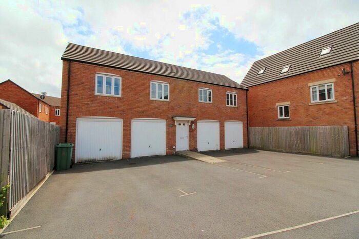 2 Bedroom Apartment To Rent In Goetre Fawr, Radyr, CF15