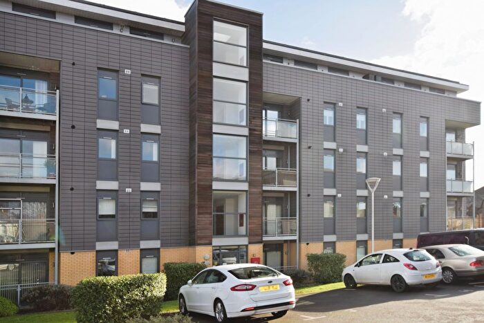 2 Bedroom Flat To Rent In Newsom Place, St Peters Road, St Albans, AL1