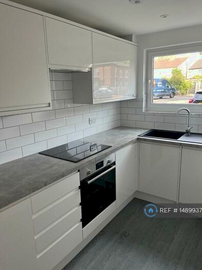 2 Bedroom Maisonette To Rent In Orchard Court, Hornchurch, RM12
