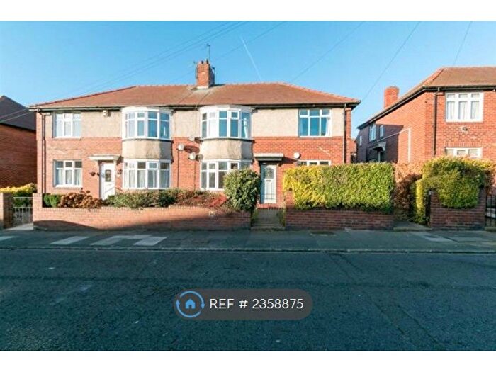 2 Bedroom Flat To Rent In High Heaton, Newcastle Upon Tyne, NE7