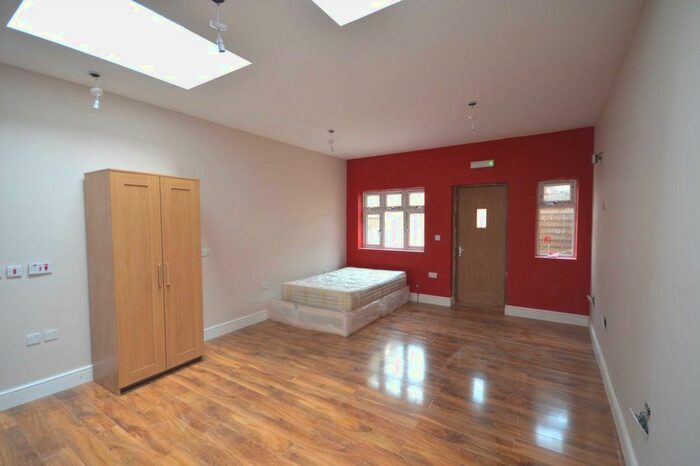 Studio To Rent In Barnsdale Ave, Mudchute, E14