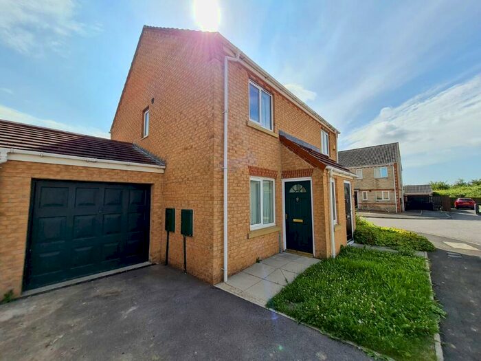 2 Bedroom Semi-Detached House To Rent In Ridgewood Close, Darlington, DL1