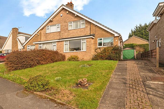 3 Bedroom Semi Detached House For Sale In Brearcliffe Drive, Bradford, BD6