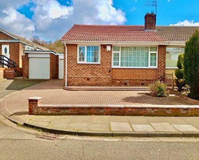 2 Bedroom Semi-Detached Bungalow To Rent In Hunstanton Court, Gateshead, Tyne And Wear, NE9