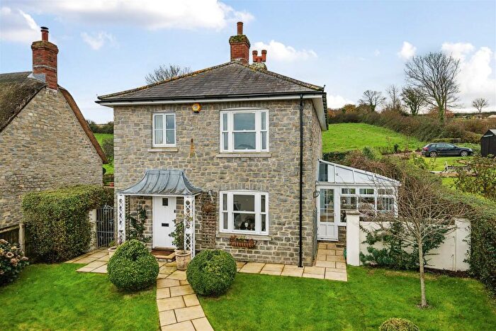 4 Bedroom Detached House For Sale In Myrtle Close, Puncknowle, Dorchester, DT2