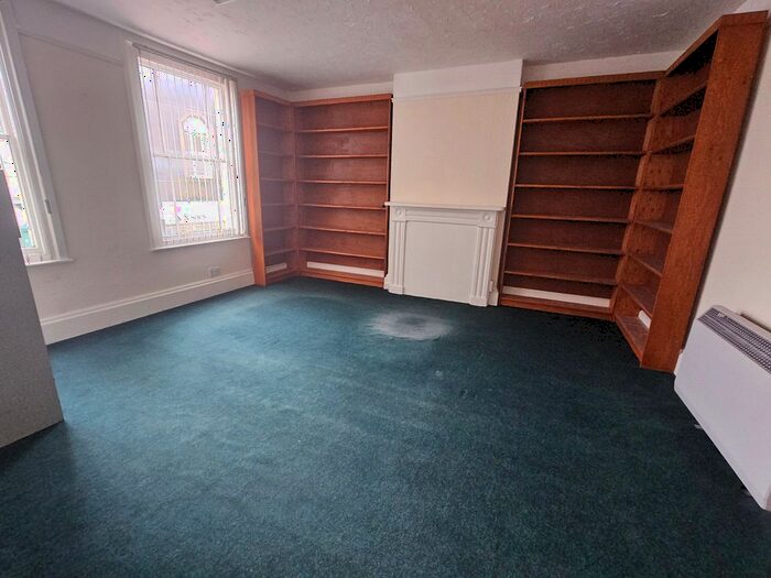 1 Bedroom Town House To Rent In High Street, Poole, BH15