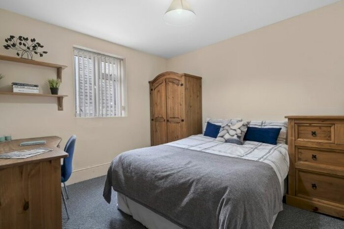 4 Bedroom Terraced House To Rent In North Road West, Plymouth PL1