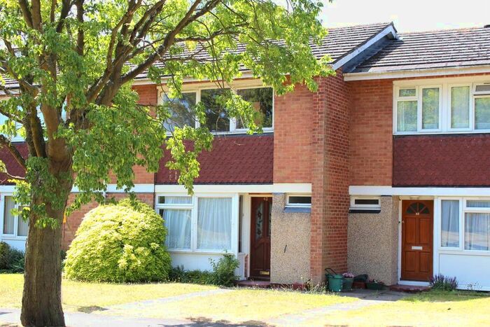 4 Bedroom Terraced House To Rent In Cherrywood Avenue, Englefield Green, Egham, TW20