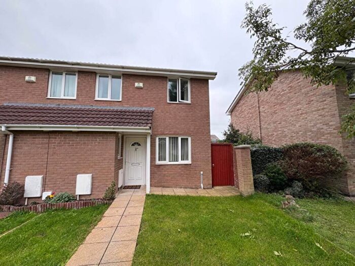 3 Bedroom House To Rent In Blackthorn Gardens, Worle, Weston-super-Mare, BS22
