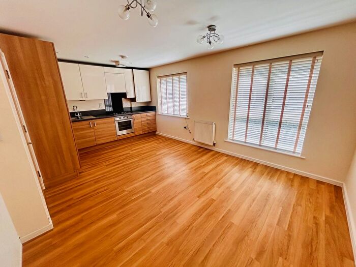 2 Bedroom Flat To Rent In Lister Drive, Northfleet, DA11