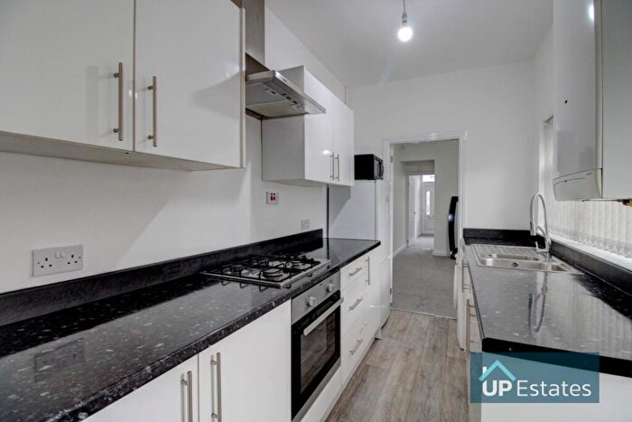 2 Bedroom End Of Terrace House For Sale In Newdigate Road, Coventry, CV6