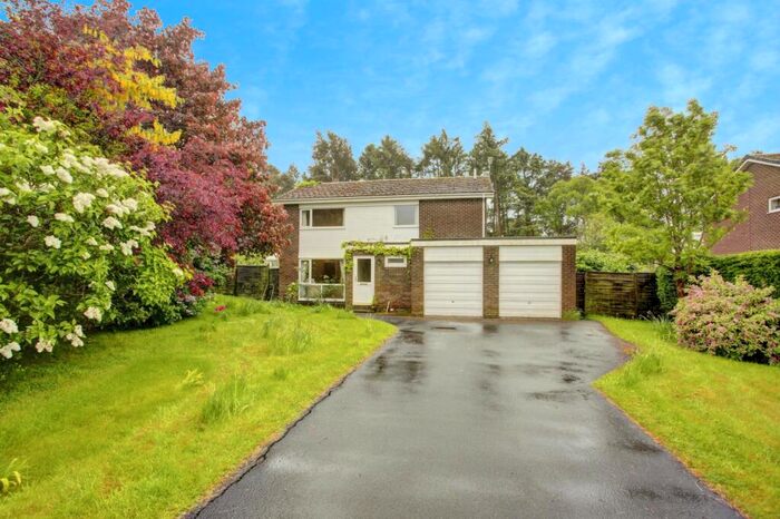 3 Bedroom Detached House For Sale In Meadowvale, Ponteland, Newcastle Upon Tyne, Northumberland, NE20