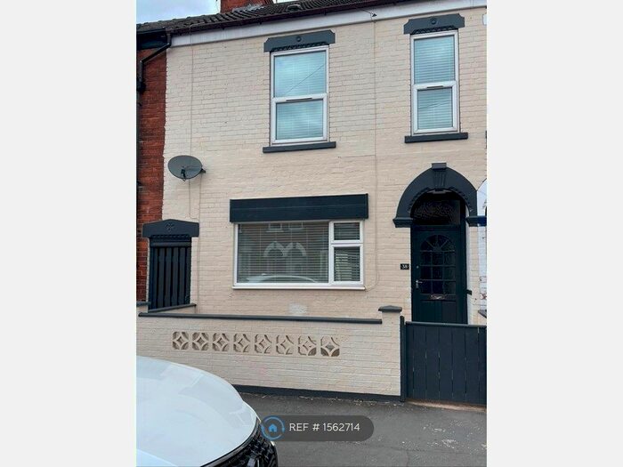 3 Bedroom Terraced House To Rent In Thorseby Street, Hull, HU5