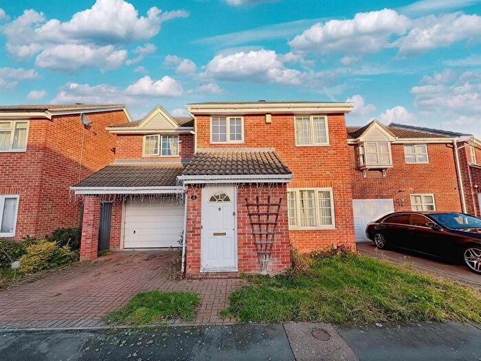4 Bedroom Detached House For Sale In Orchis Grove, Badgers Dene, Grays, RM17