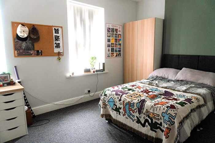 5 Bedroom Terraced House To Rent In Tullock Street, Cardiff, CF24