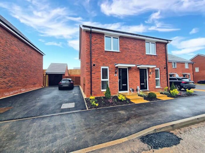 2 Bedroom Semi-Detached House To Rent In Willslock Road, Uttoxeter, ST14