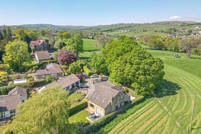 5 Bedroom Detached House For Sale In The Oaks, Bent Lane, Sutton-in-Craven, BD20