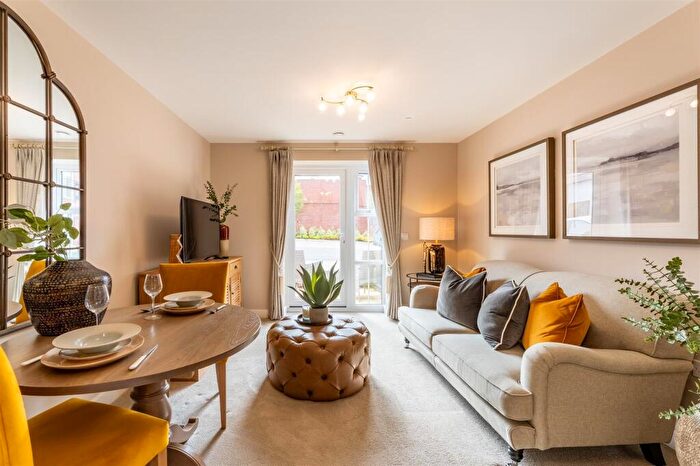2 Bedroom Apartment For Sale In Priory Place, Alcester Road, Studley, Warwickshire, B80