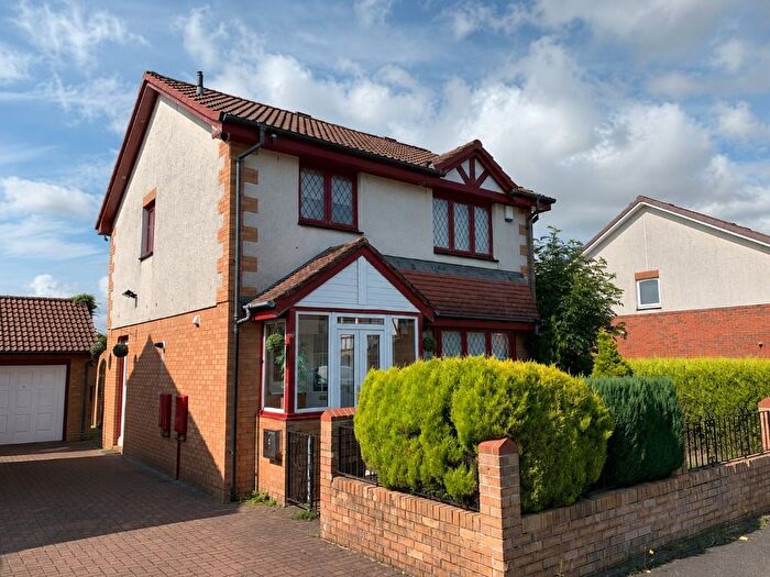 3 Bedroom Detached House To Rent In Hollandbush Grove, Hamilton, South Lanarkshire, ML3