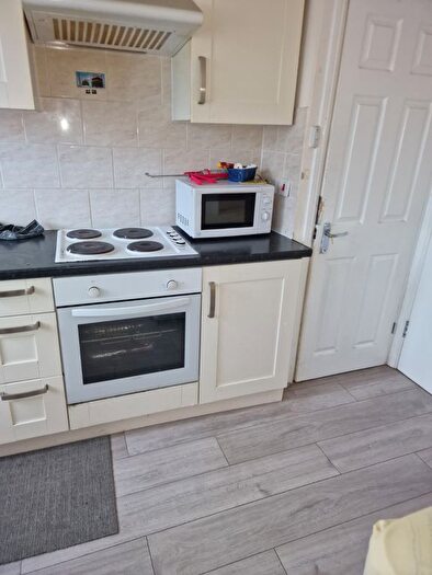 Studio To Rent In Dagenham, RM8