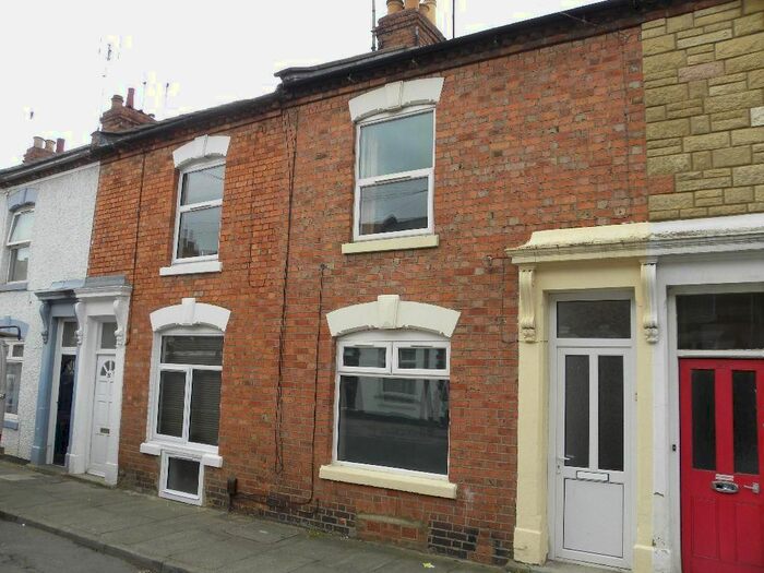 2 Bedroom Terraced House To Rent In Cloutsham Street, Northampton, NN1