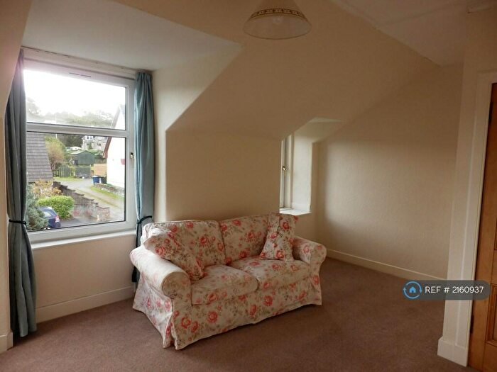 2 Bedroom Flat To Rent In Ferguslie Street, Dunoon, PA23