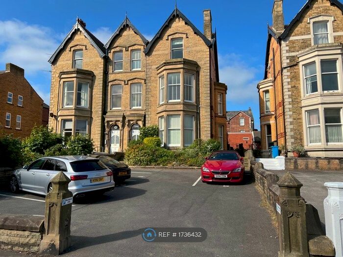 1 Bedroom Flat To Rent In Clifton Drive North, Lytham St. Annes, FY8