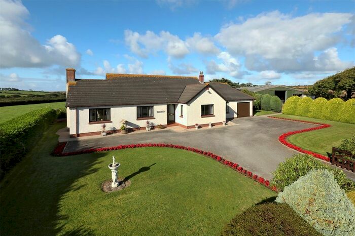 3 Bedroom Bungalow For Sale In Sutcombe, Holsworthy, Cornwall, EX22