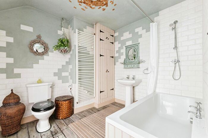 3 Bedroom Cottage For Sale In Watton Road, Shropham, Attleborough, NR17